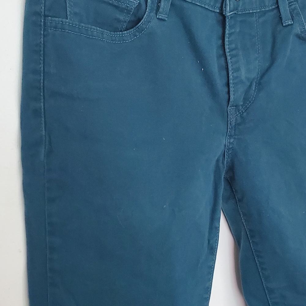 Levi Jeans - Picture 4 of 8
